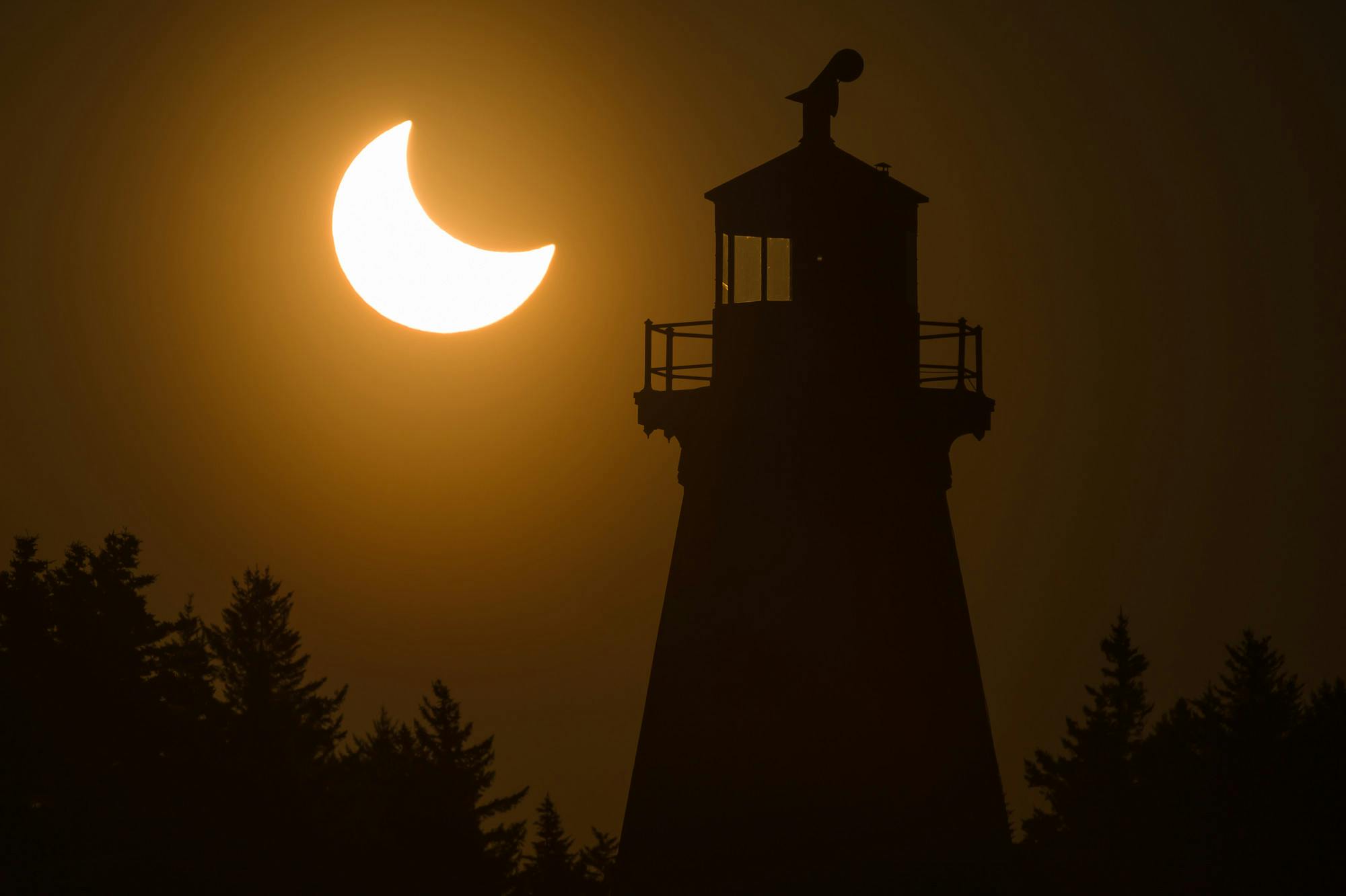 Partial Solar Eclipse and Mulholland Lighthouse