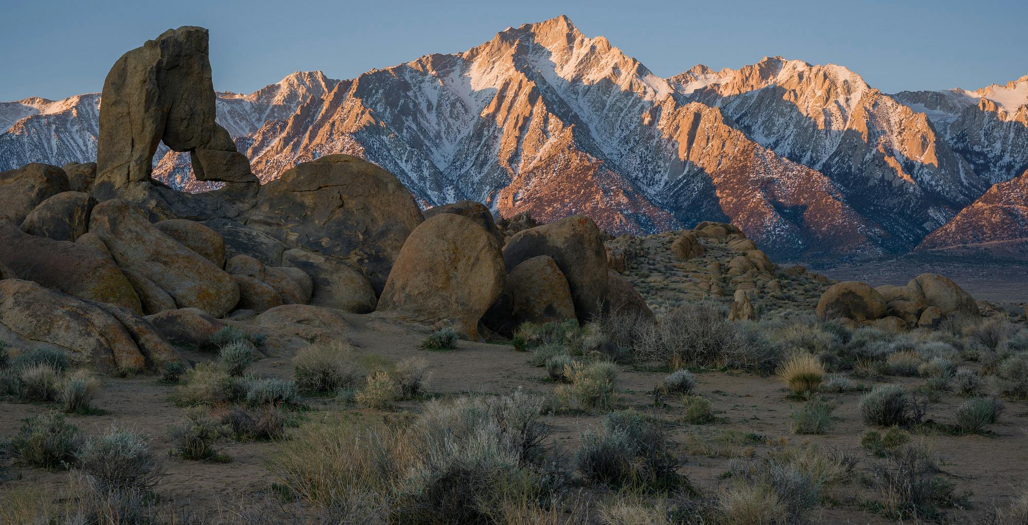 Morning in the Alabama Hills